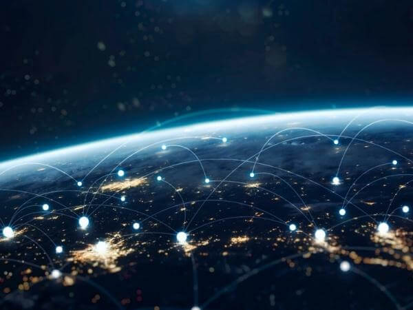 How Cloud-Native 涩爱av is Helping To Reimagine the Enterprise Edge
